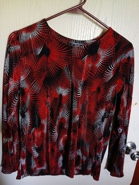 Southern Lady Red & Black Swirl Long Sleeve Top
